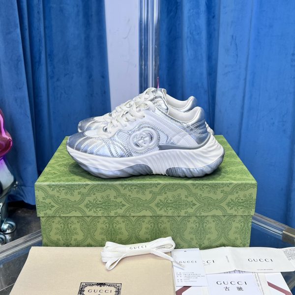 Ripple series wave shoes