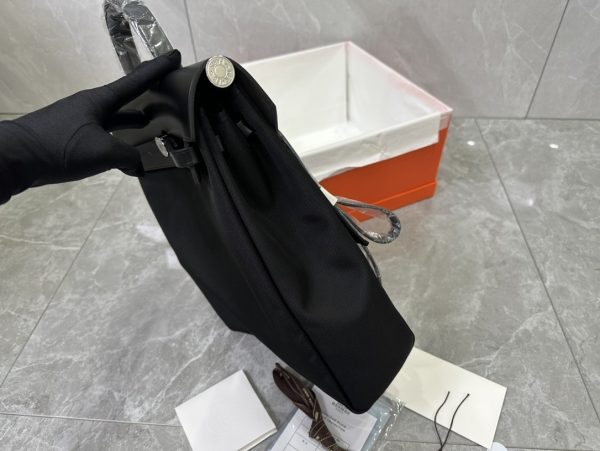 Canvas backpack - Image 2