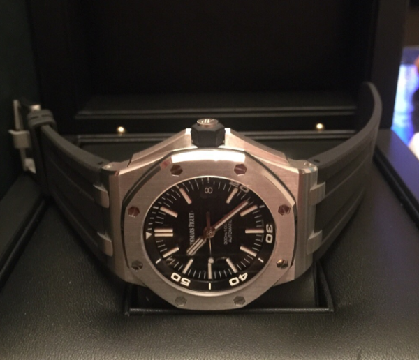 Audemars Piguet 15703ST.OO.A002CA.01 - Image 3