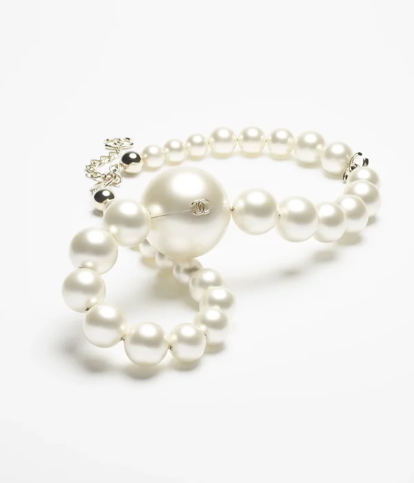 CHANEL Pearl necklace shaped hard dinner bag - Image 2