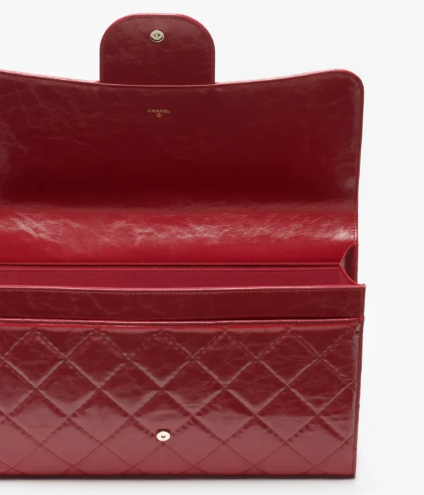CHANEL Large carry on bag with bright wrinkles and small cowhide red - Image 3