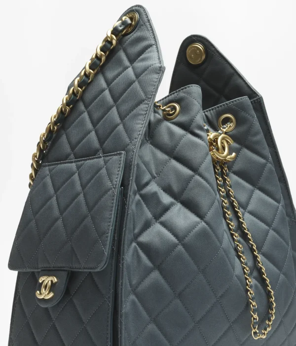 CHANEL 25 Medium Handbag   Canvas and shiny gold metal Deep Blue - Image 4