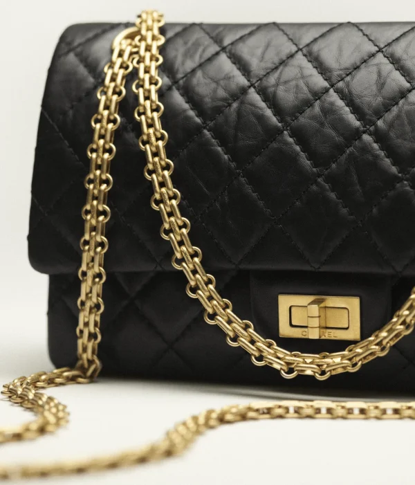 CHANEL 2.55 handbag Retro calf leather and gold metal black - Image 4