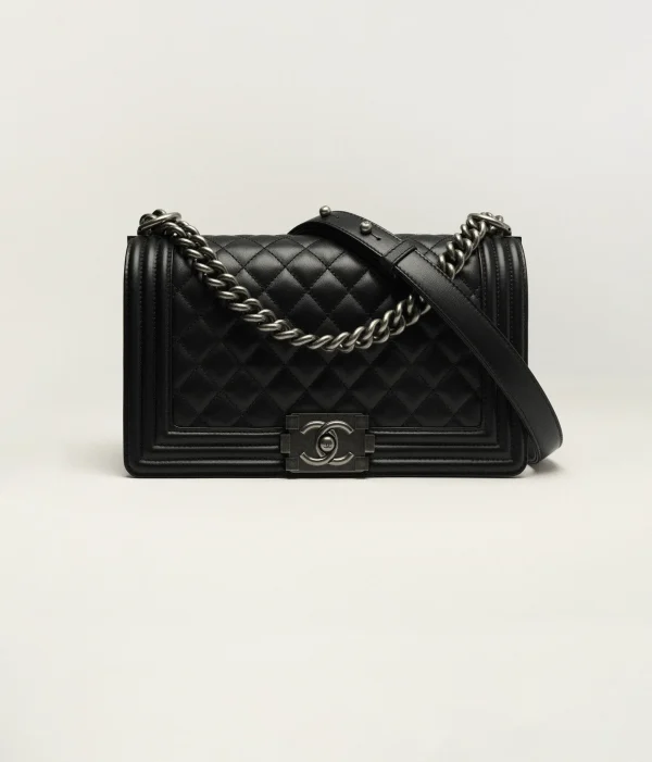 CHANEL BOY CHANEL Cap Bag  Calfskin and ruthenium textured metal black - Image 3