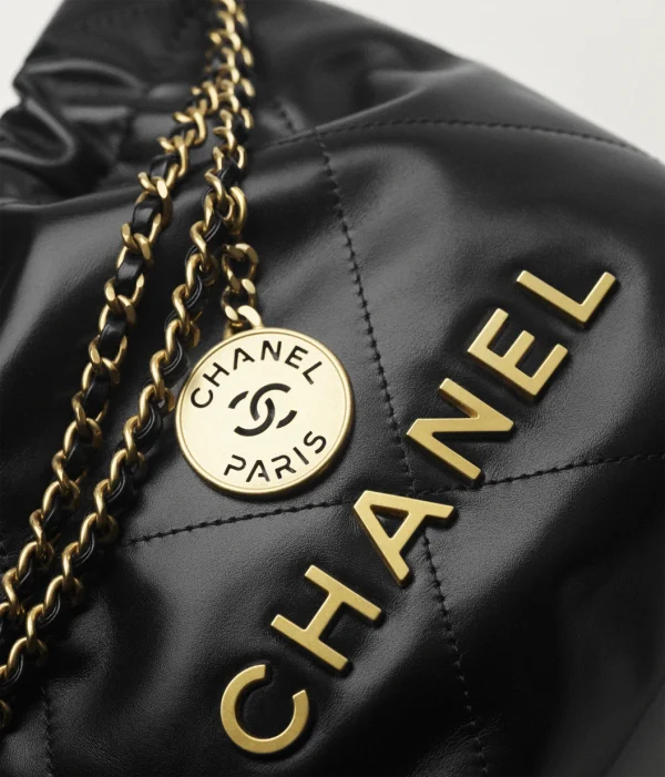 CHANEL 22 Mini Handbag   Shiny calf leather and golden metal black - Image 3
