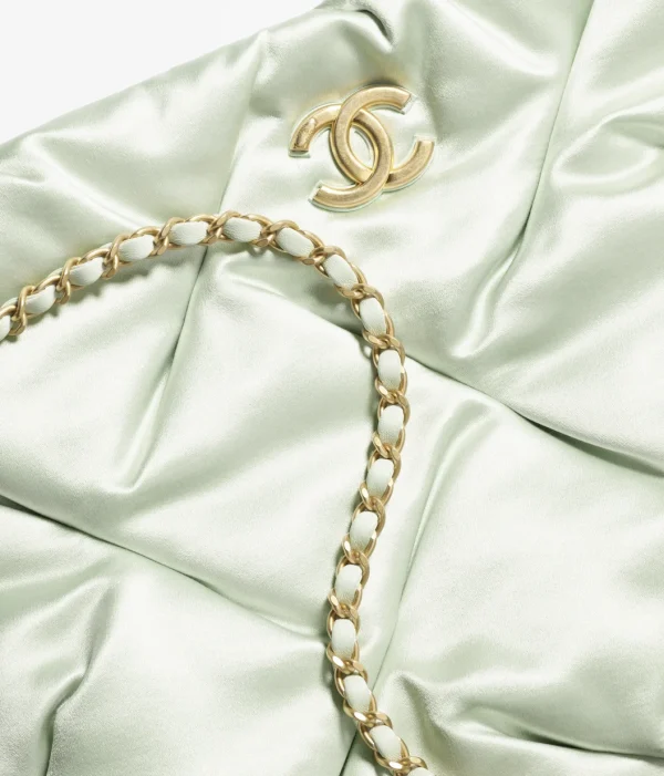 CHANEL Large carry on bag   Silk and gold metal - Image 4