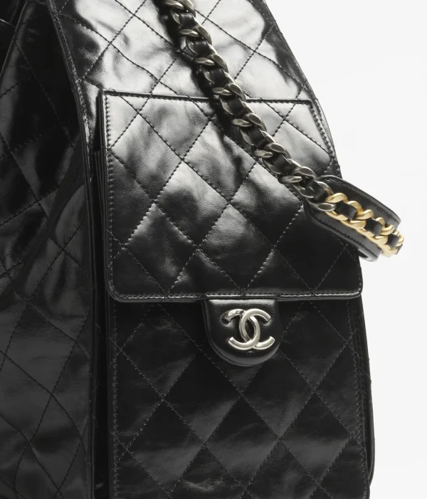 CHANEL 25 Medium Handbag   Shiny textured calf leather, gold and ruthenium metal black - Image 4