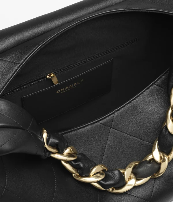 CHANEL Oversized hippie bag   Shiny calf leather and golden metal black - Image 4