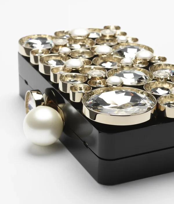CHANEL evening bag Resin glass, rhinestones, crystal and gold colors - Image 2