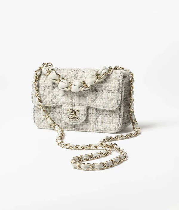 CHANEL Mini hood bag made of wool twill soft fabric - Image 4