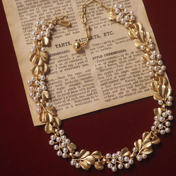 Pearl Ginkgo Leaf Retro Necklace