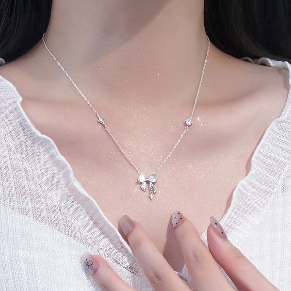 Bowknot necklace