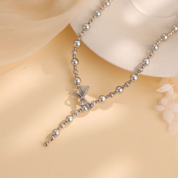 Pure silver bow-shaped grey pearl bead and pearl necklace