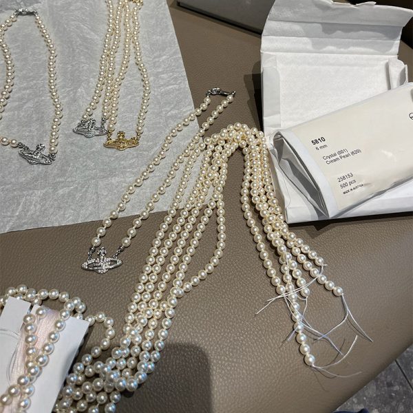 Saturn Pearl Necklace - Image 2