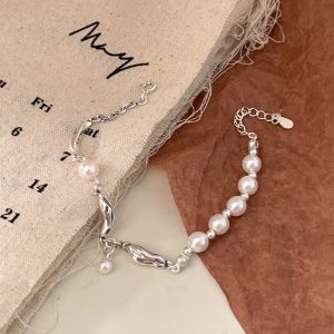 Pearl bracelet