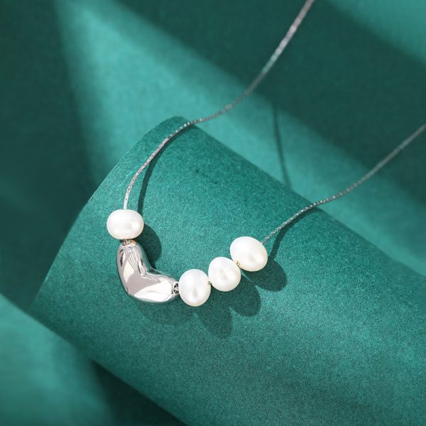 Love Heart Freshwater Pearl Necklace - Image 4