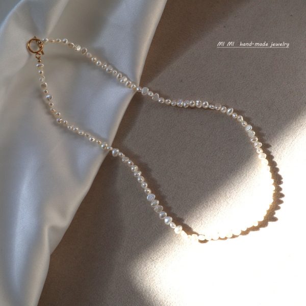 Baroque-shaped rare small pearl necklace - Image 4