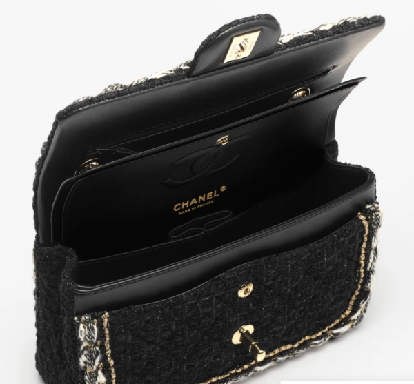 CHANEL Collection Classic Trumpet Handbag Cotton twill soft flannel with gold metal - Image 4