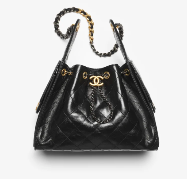 CHANEL25 Small Handbag Shiny textured calf leather, gold and ruthenium metal black