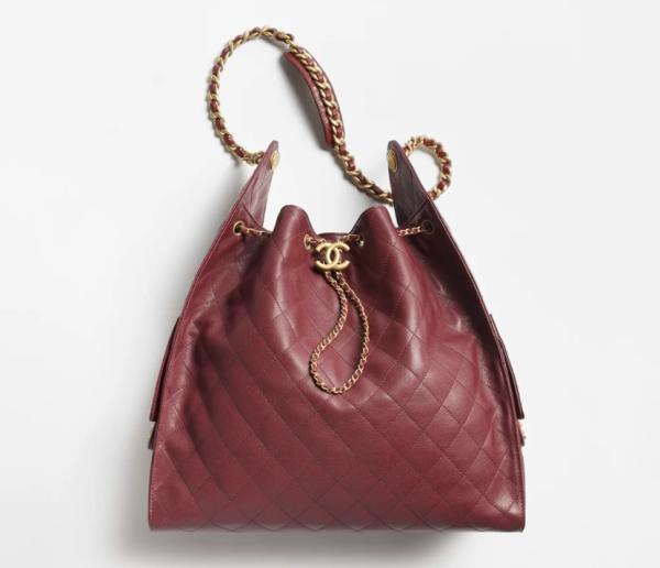 CHANEL 25 Large Handbag   Particle embossed calf leather and gold metal wine red