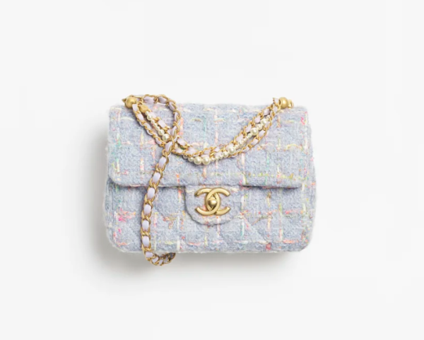 CHANEL Mini cap bag   Wool twill soft woolen fabric, artificial pearls, and golden metal Light purple and multi-color