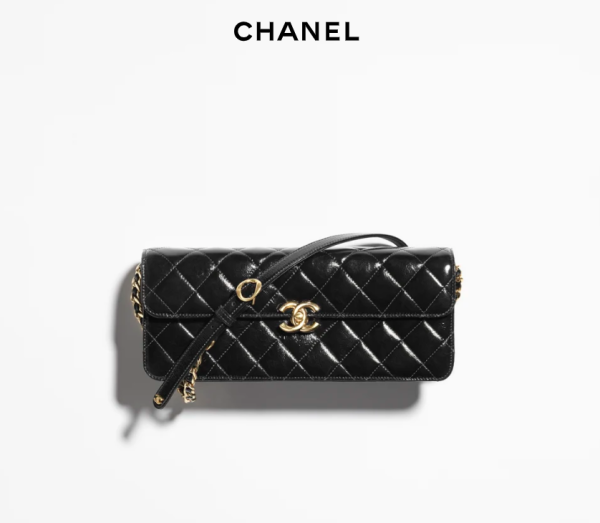 CHANEL Large cap bag   Sheep patent leather and golden metal black