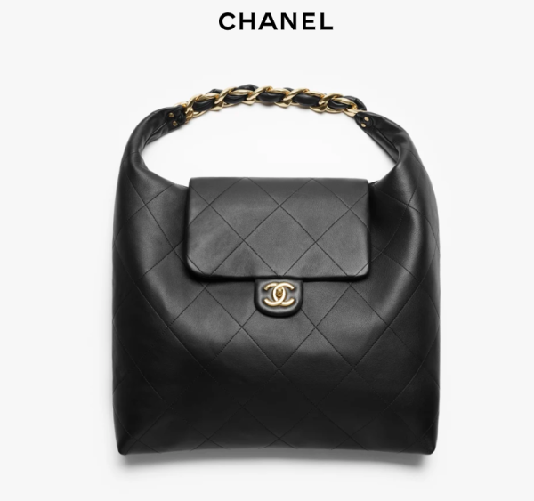 CHANEL Oversized hippie bag   Shiny calf leather and golden metal black