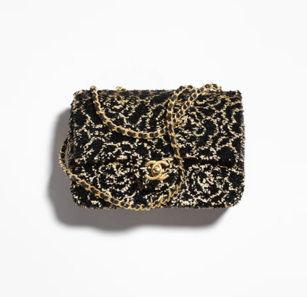 CHANEL Mouth cap bag   Glitter and Golden Metal Gold and Black - Image 5
