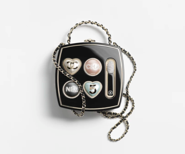 CHANEL Makeup tray shaped hard dinner bag