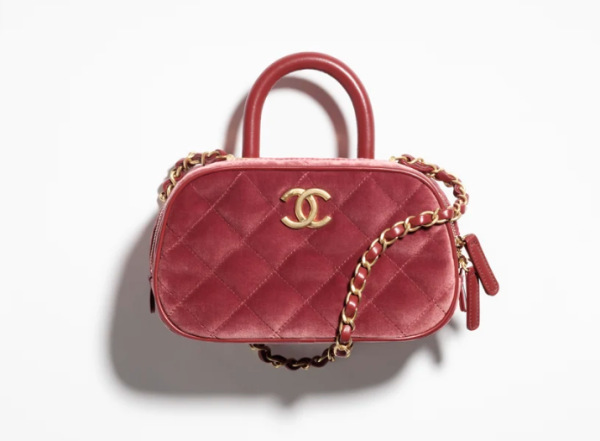 CHANEL Mini bowling bag made of velvet, calf leather, and burgundy