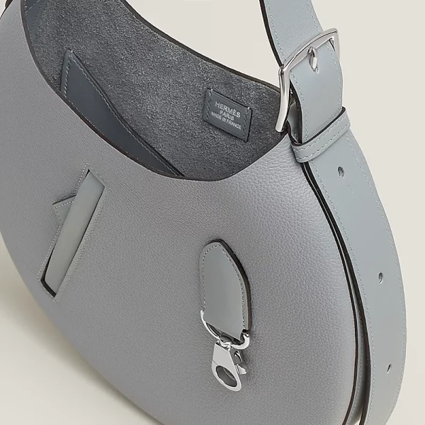 Arcon Slim Shoulder Bag - Image 2