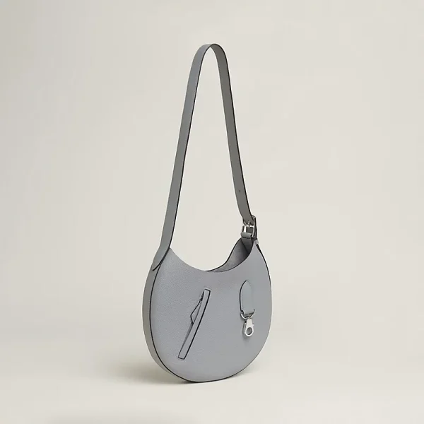 Arcon Slim Shoulder Bag - Image 4