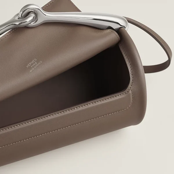 Maximors II Handbag - Image 2