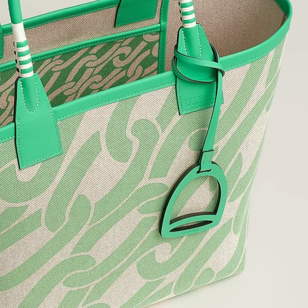 Steeple 28 Handbag - Image 4