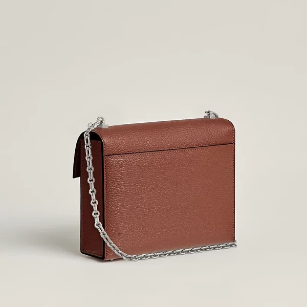 Verrou Chaine Mini Lacquered Shoulder Bag - Image 3